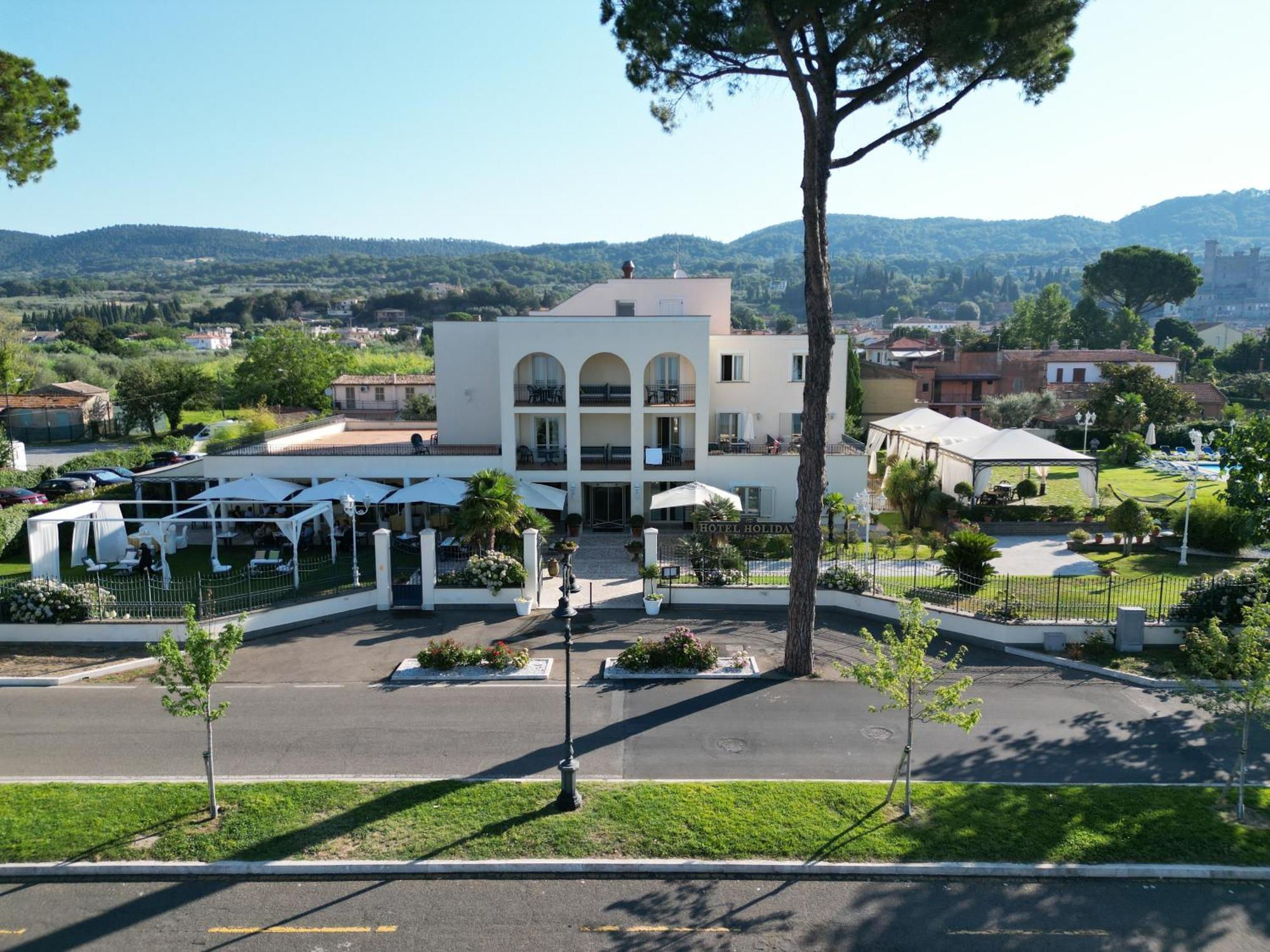 Hotel Holiday Sul Lago Bolsena Exterior foto