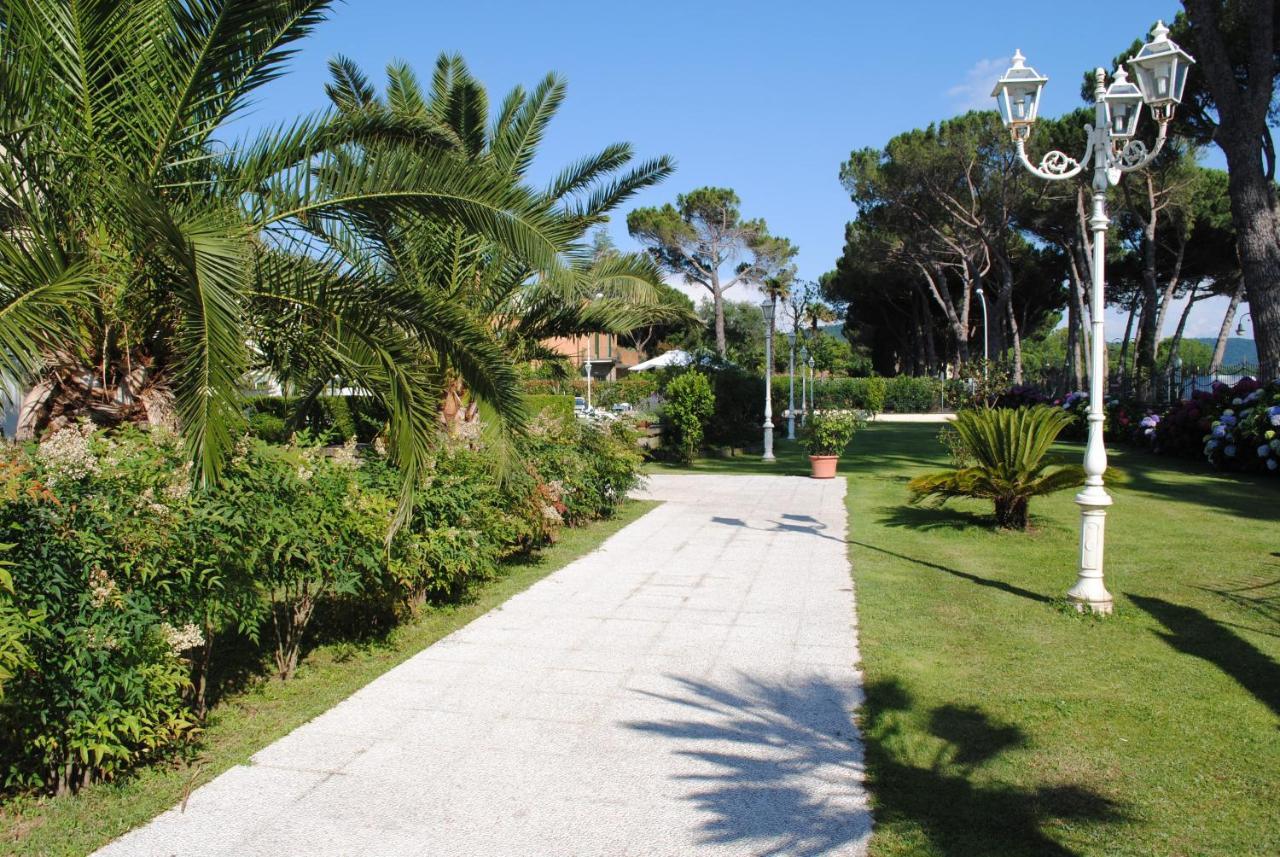 Hotel Holiday Sul Lago Bolsena Exterior foto